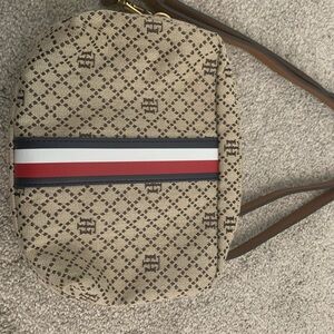 Tommy Hilfiger bag